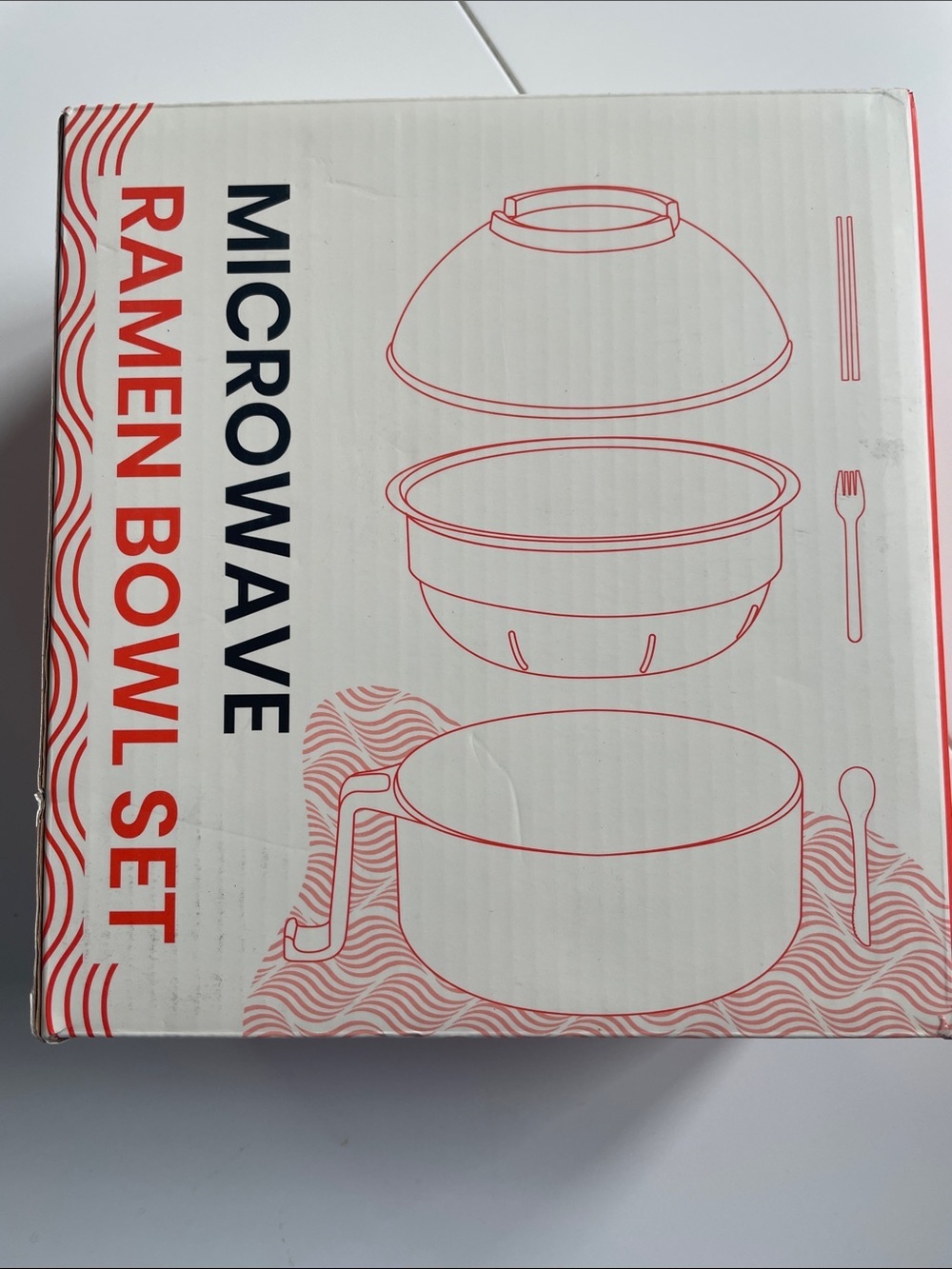 Set of Black Plastic Bowls and Strainer - Picture 3 of 3